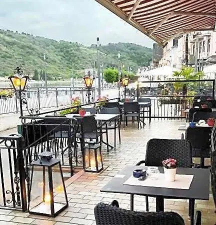 Otel Zum Goldenen Loewen - Restaurant - Panoramabar - Terrassen - Events - Rheinblick - Geschichte Seit 1728